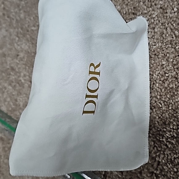 Authentic DIOR brand new charm pouch - Picture 9 of 9